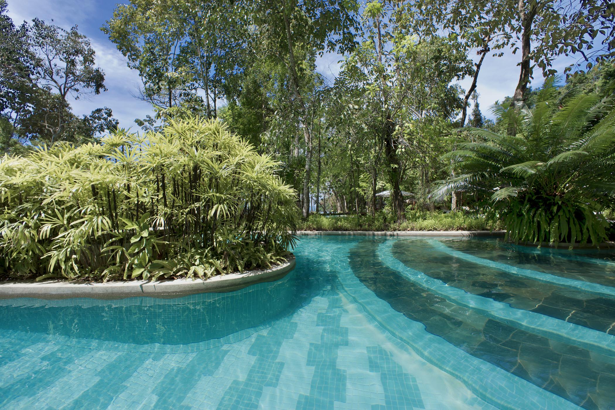 The Andaman, A Luxury Collection Resort, Langkawi Esterno foto The pool at the resort